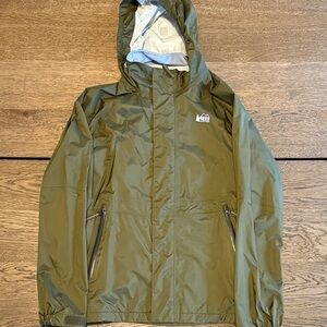 REI Kids L Raincoat in Olive